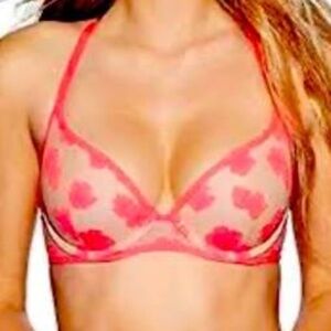 VICTORIA'S SECRET PINK LIGHTLY LINED BRA
